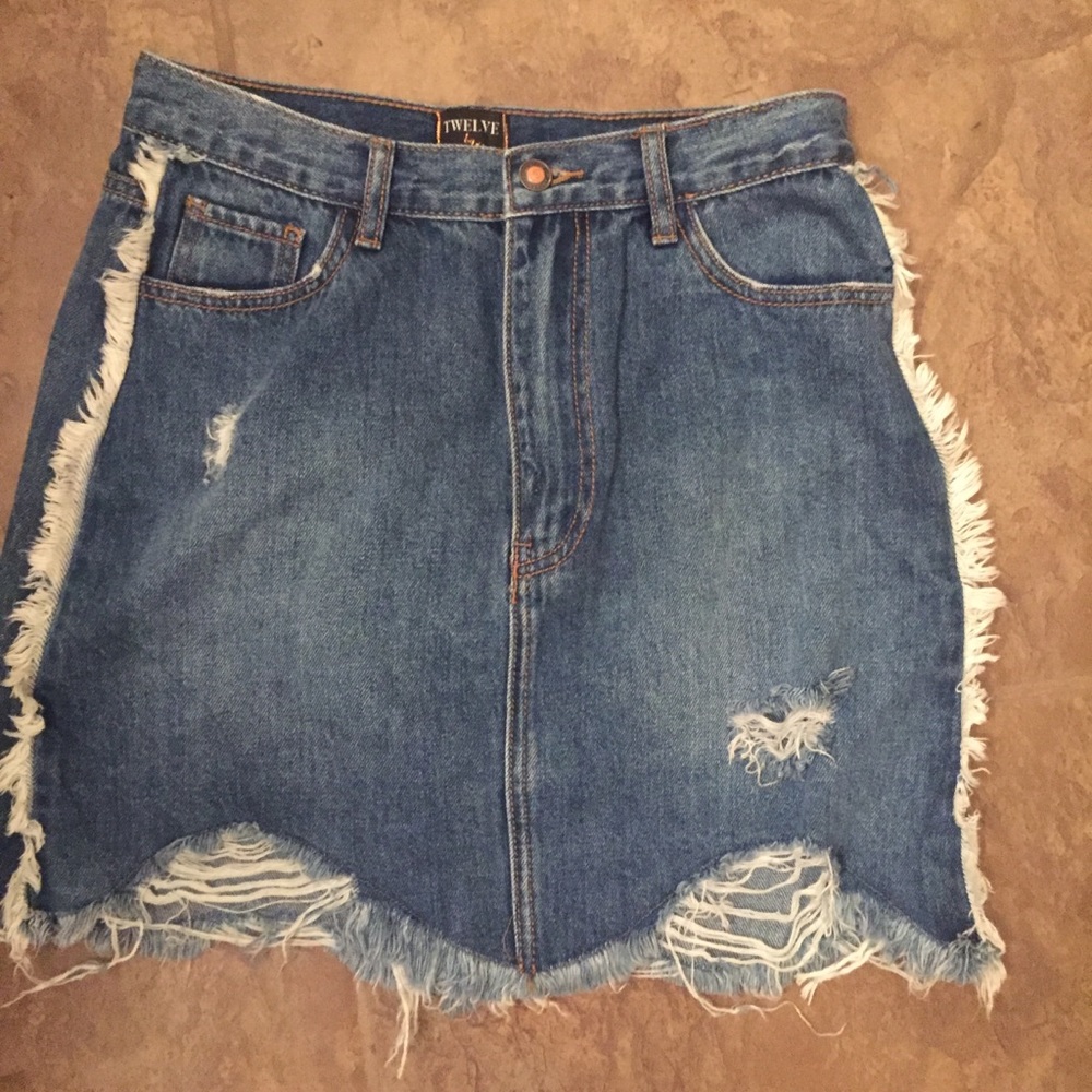 Denim skirt